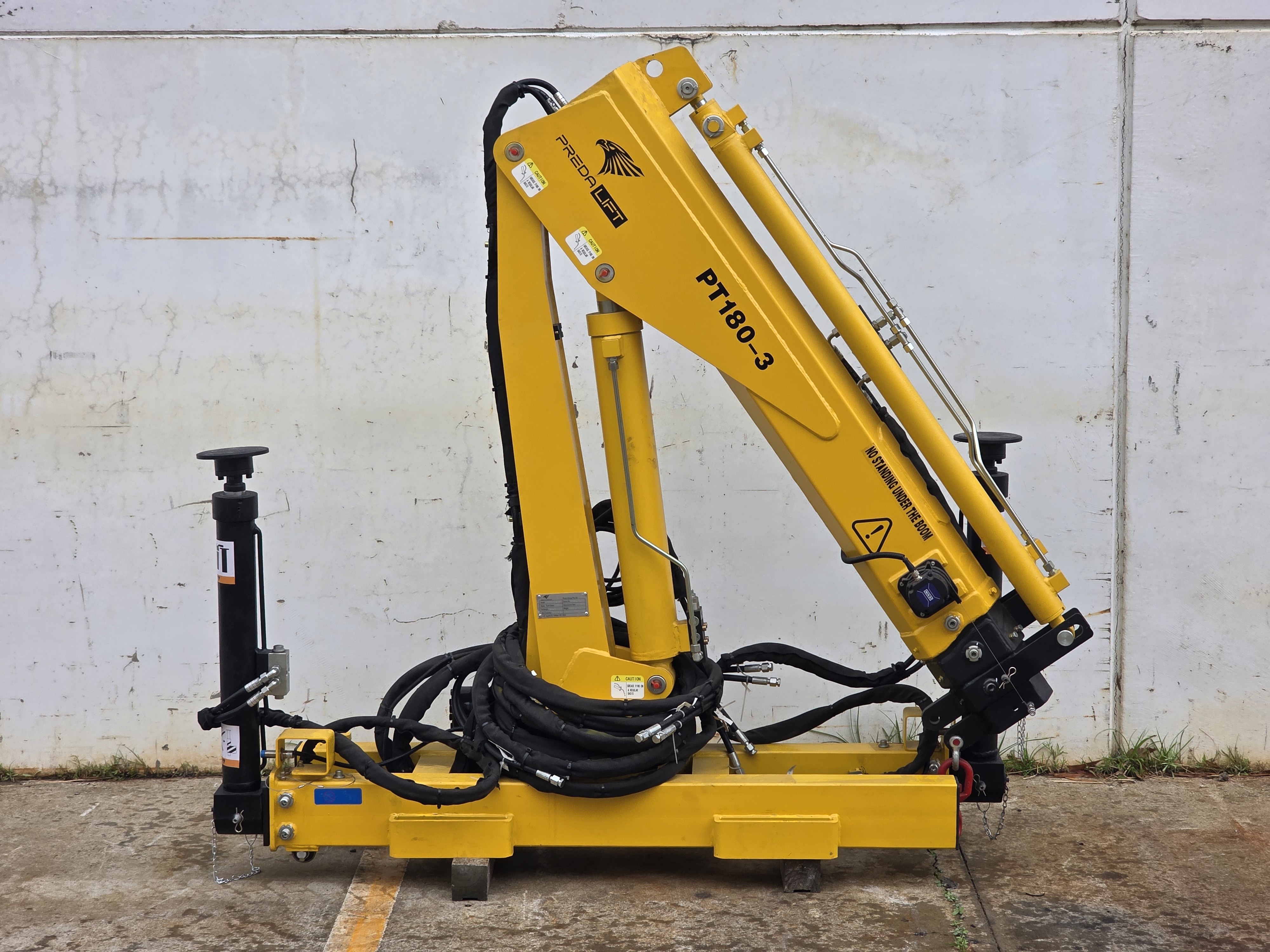 Preda Lift Telescopic Boom Crane PT180-3