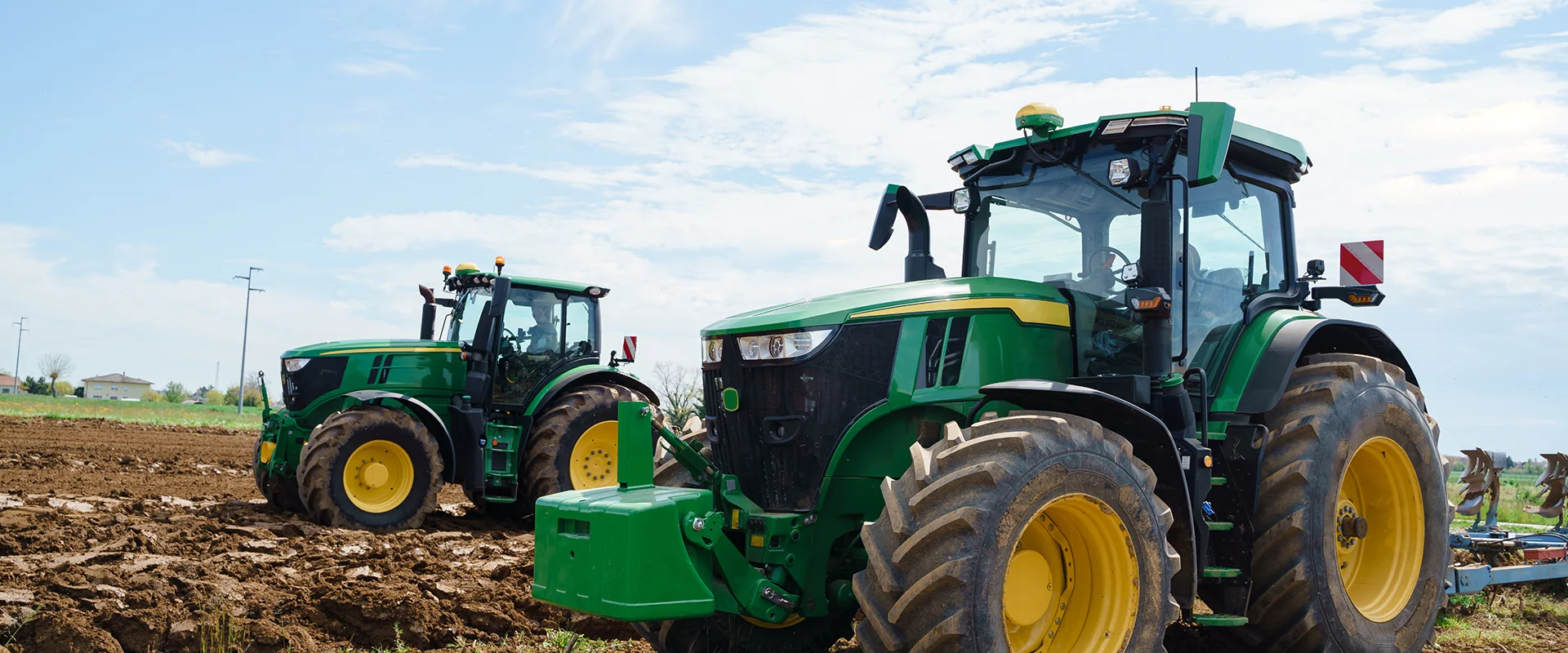 Custom tracked tractor solutions in field